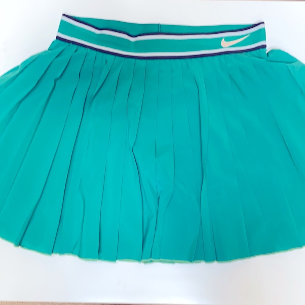 Nike Women’s Tennis Skirt